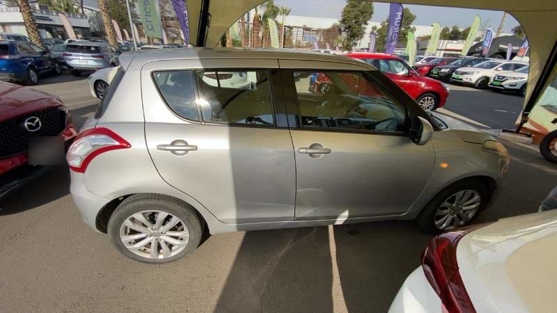 Suzuki Swift 1.2 Gls 4x2 Mt 5p año 2017