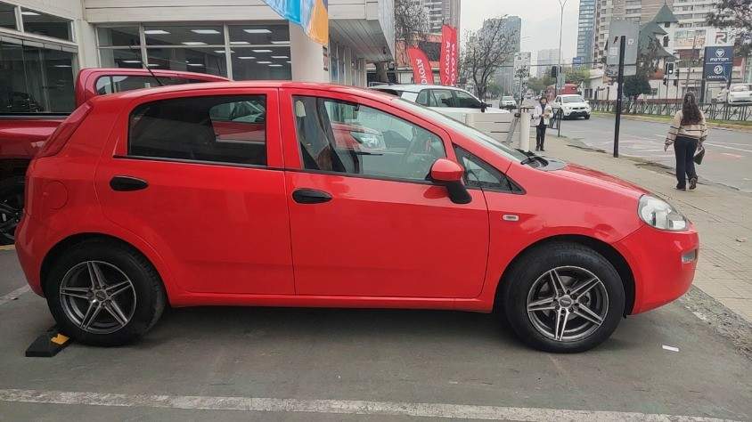 Fiat Grande Punto 1.2 Easy 4x2 Mt 5p año 2017