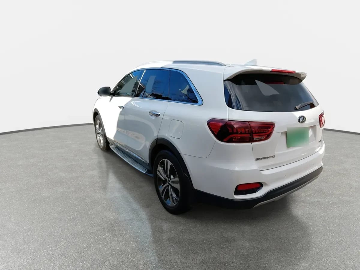Kia Sorento 2.4 Gtl 2wd Special Pack At6 5p año 2020