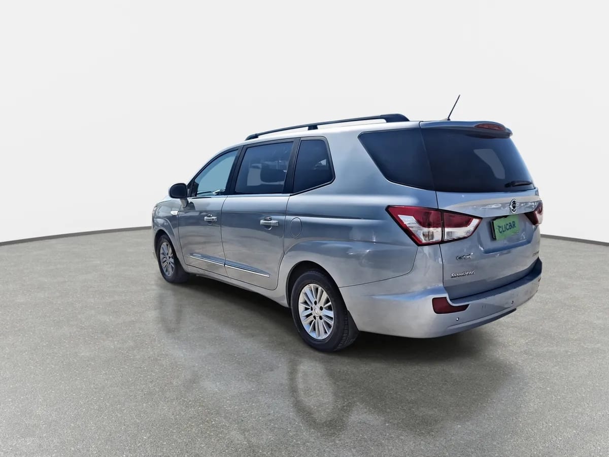 Ssangyong Stavic 2.2 Diesel 2wd At 5p año 2019