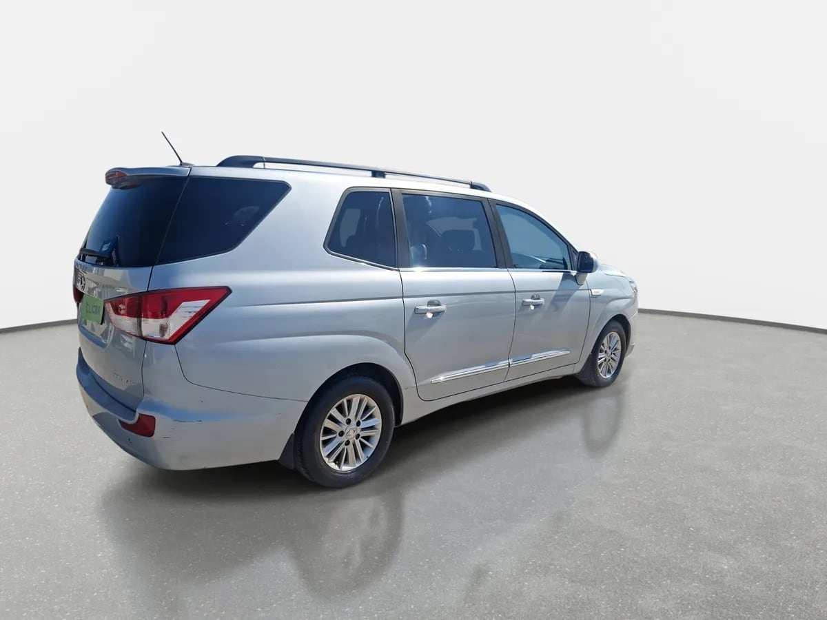 Ssangyong Stavic 2.2 Diesel 2wd At 5p año 2019