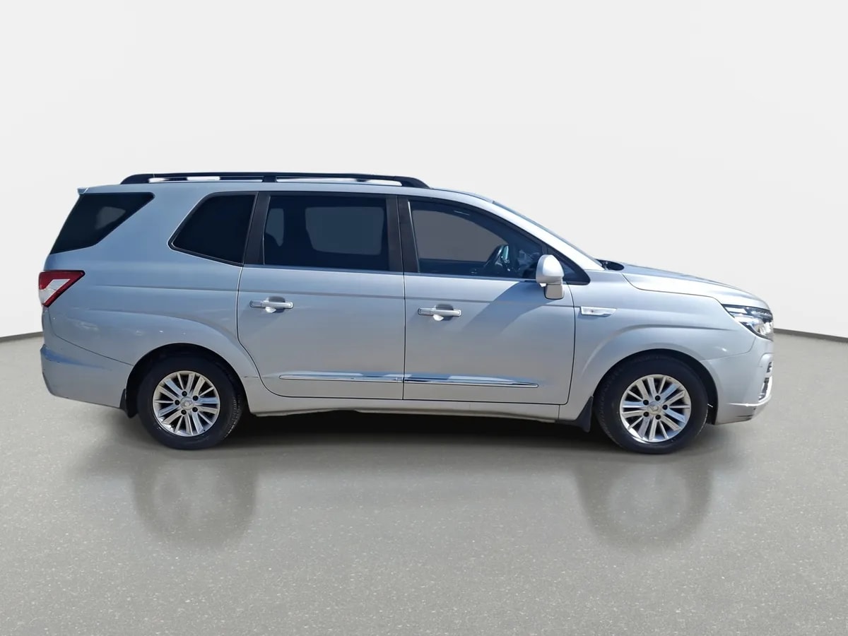Ssangyong Stavic 2.2 Diesel 2wd At 5p año 2019