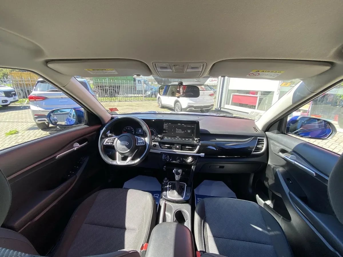 Kia Seltos 1.6 Ex 4x2 6at 5p año 2021