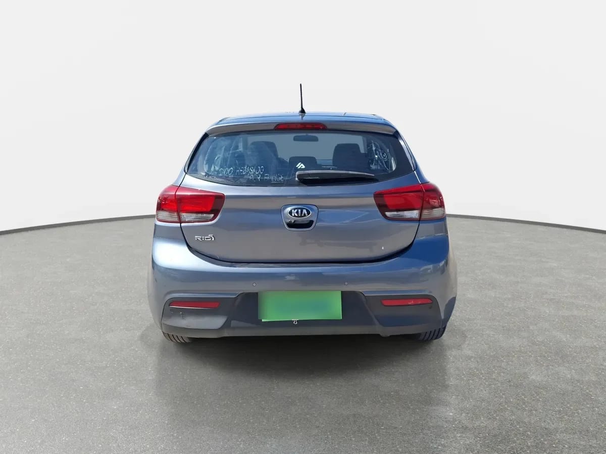 Kia Rio 5 1.4 Ex 4x2 Ac 6mt 5p año 2019