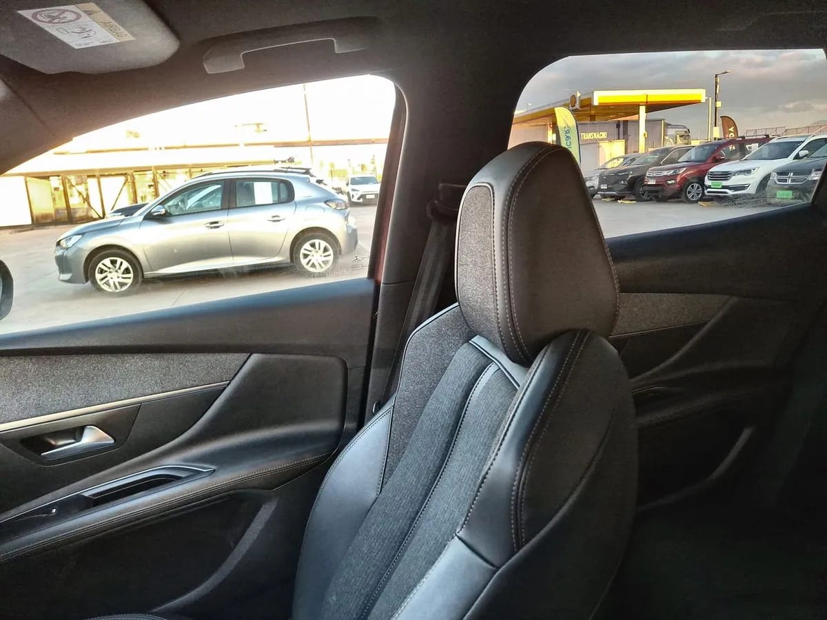 Peugeot 3008 1.6 Gt Puretech 4x2 180 Eat8 5p año 2021