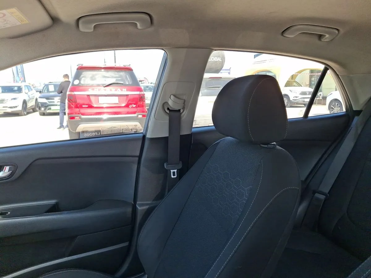 Kia Rio 5 1.4 Ex 4x2 Ac 6mt 5p año 2019