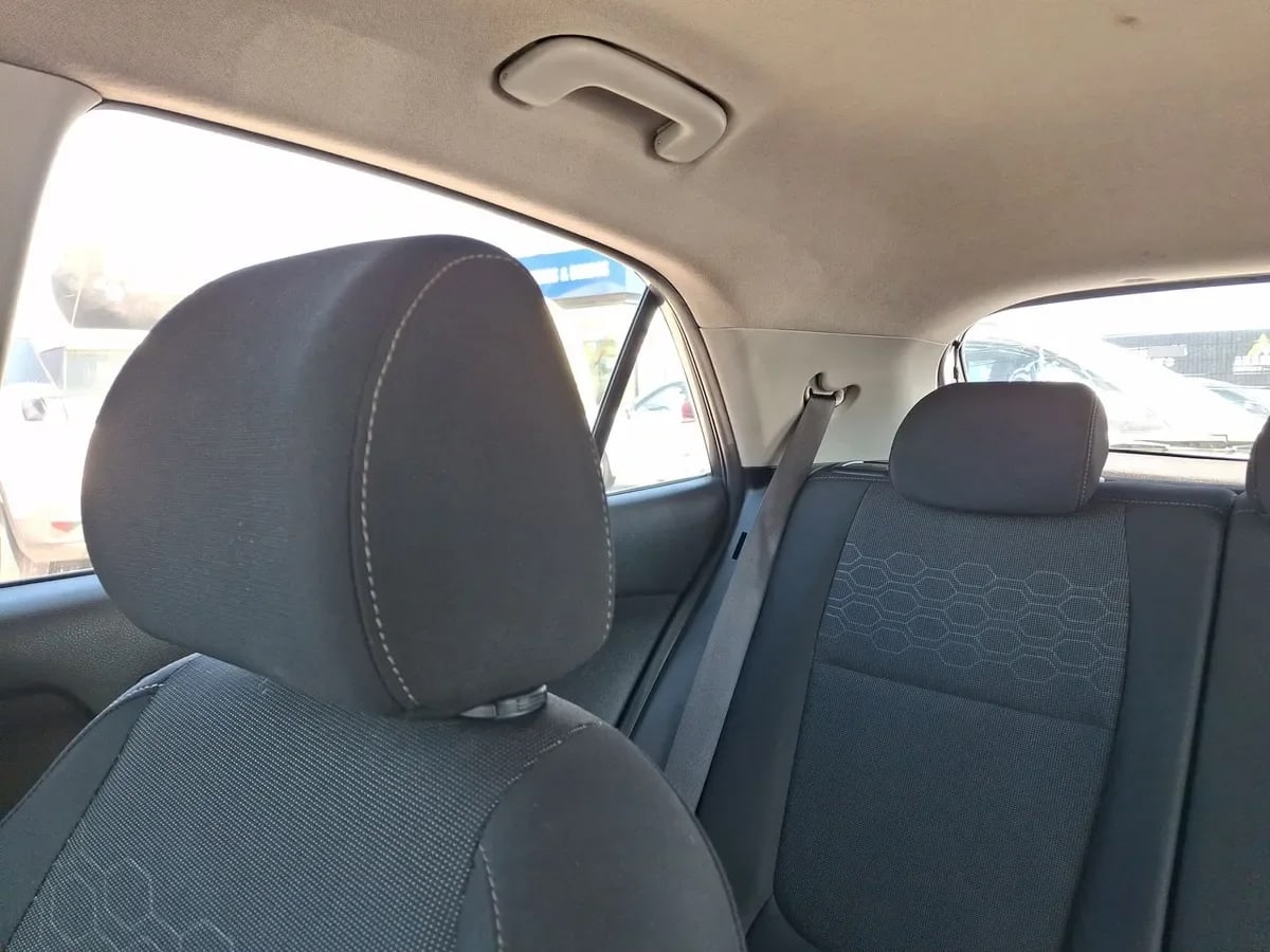 Kia Rio 5 1.4 Ex 4x2 Ac 6mt 5p año 2019