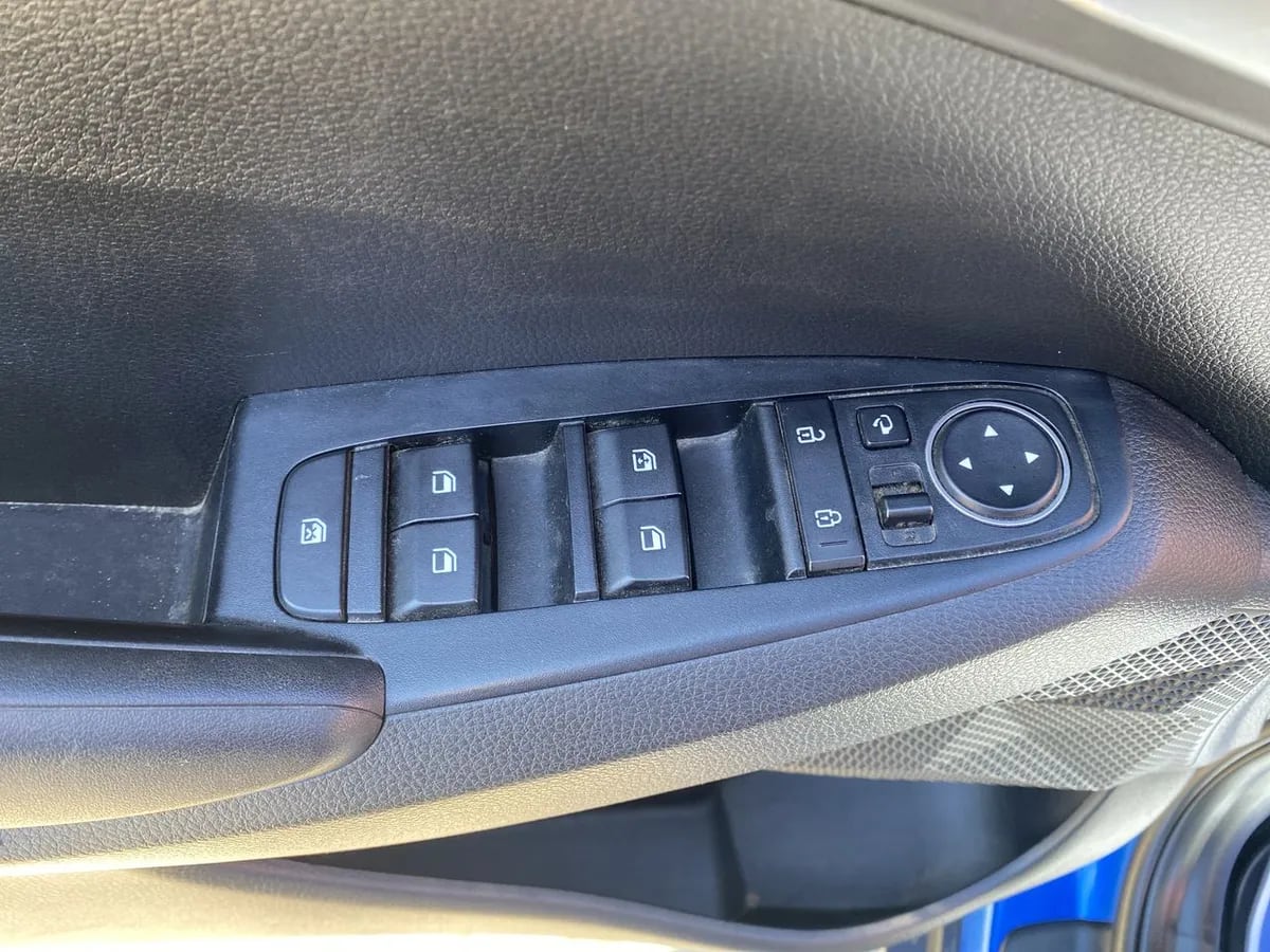 Kia Seltos 1.6 Ex 4x2 6at 5p año 2021
