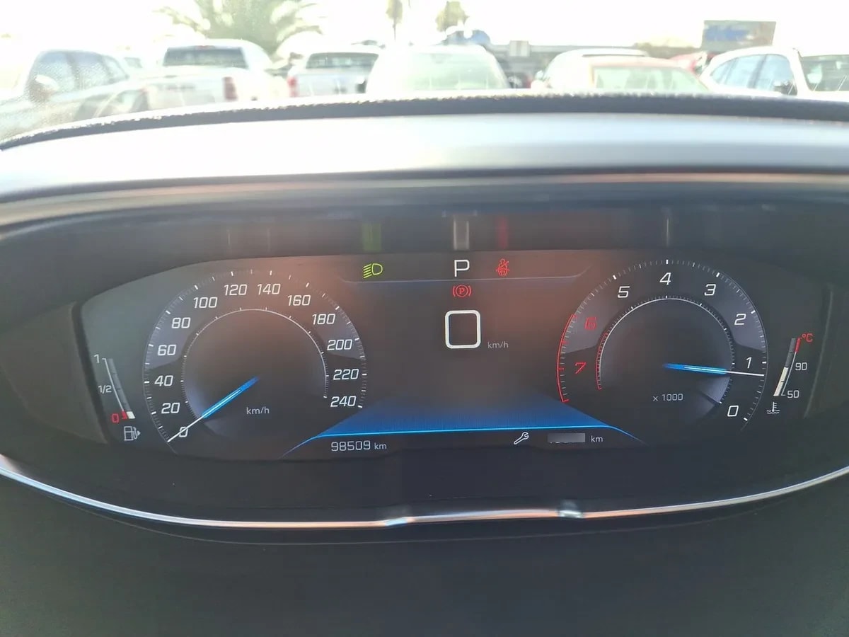 Peugeot 3008 1.6 Allure Pack Thp 4x2 165 Eat6 5p año 2021