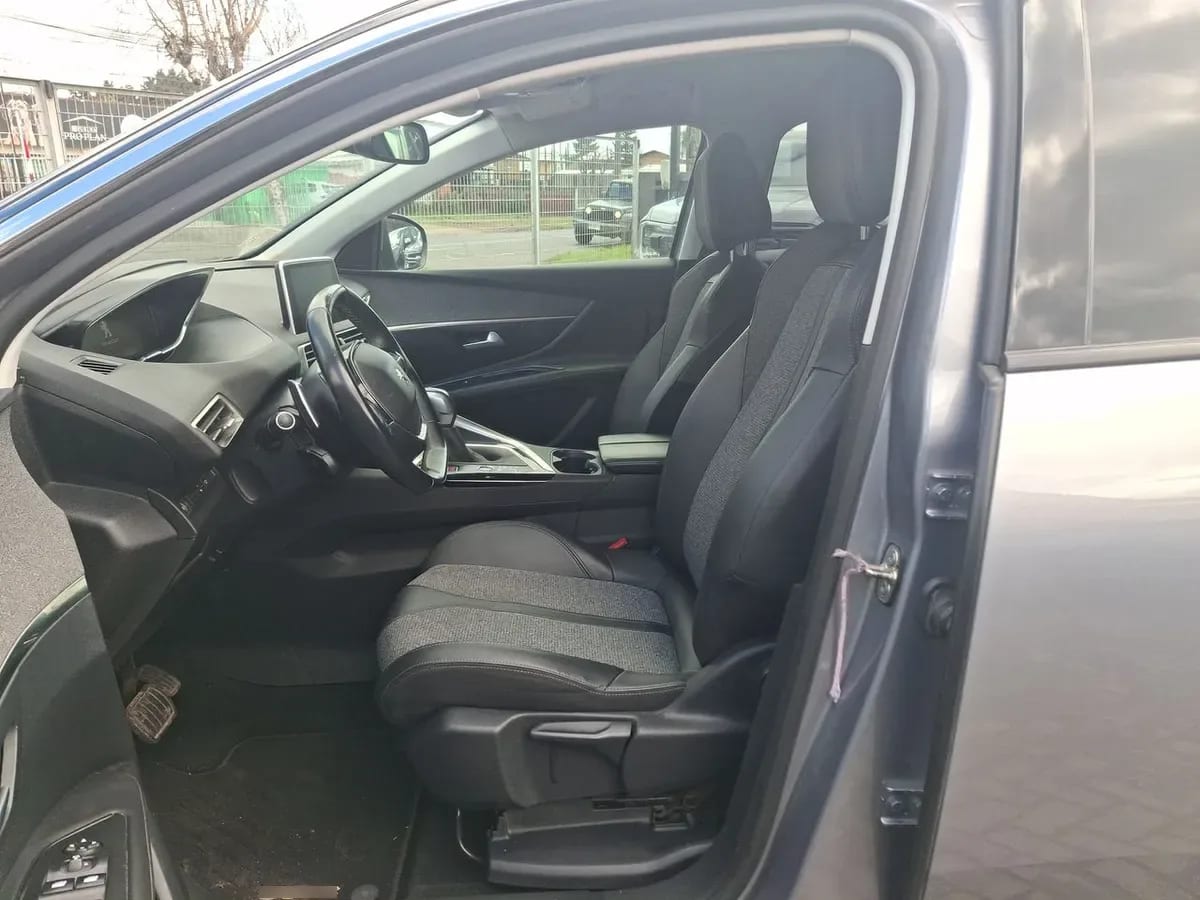 Peugeot 3008 1.5 Allure Bluehdi Diesel 4x2 130 Eat6 5p año 2021