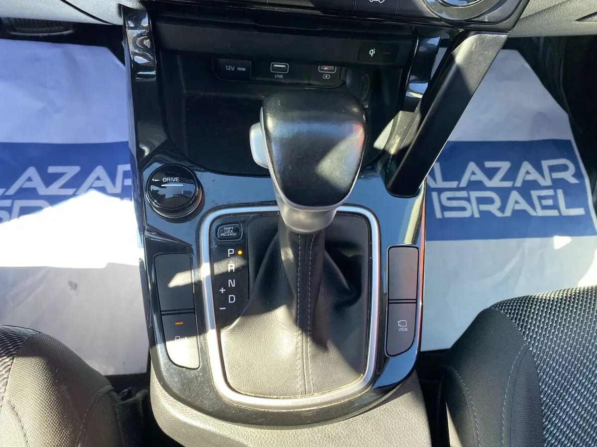 Kia Seltos 1.6 Ex 4x2 6at 5p año 2021