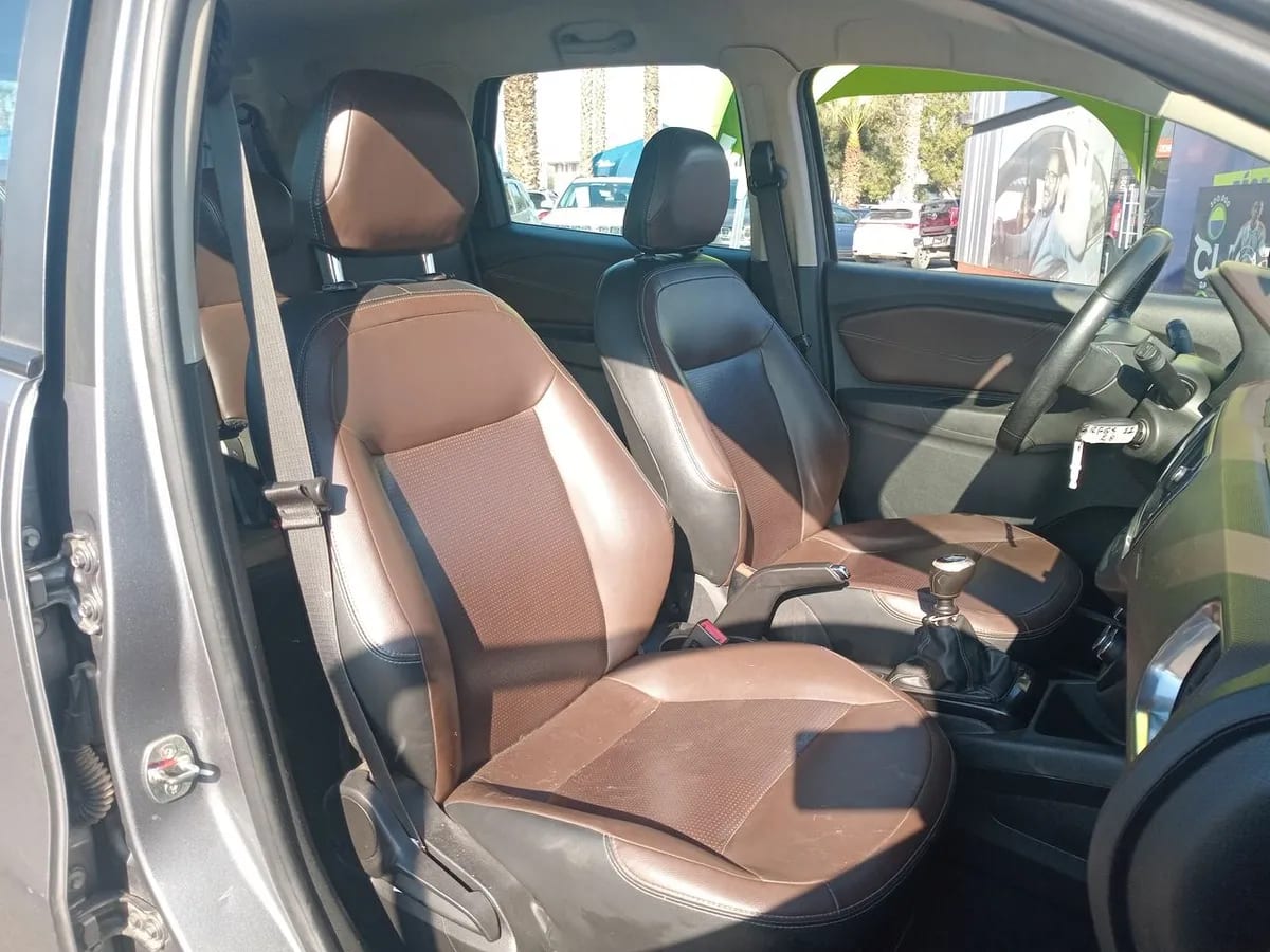 Chevrolet Spin 1.8 Premier 4x2 Mt 5p año 2021