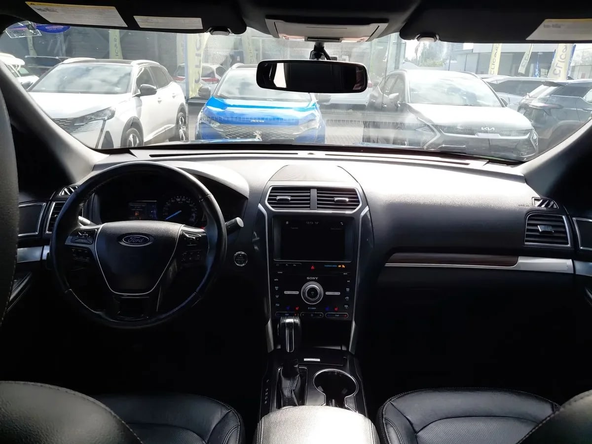 Ford Explorer 2.3 Limited Ecoboost 4x4 At 5p año 2019