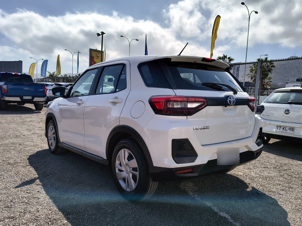 Toyota Raize 1.2 Gasolina 4x2 T/m año 2025