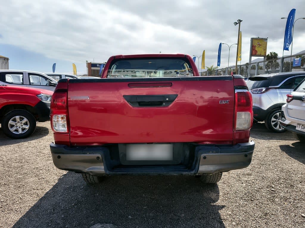Toyota Hilux Tss 2.4 Diesel 4x2 T/m año 2023