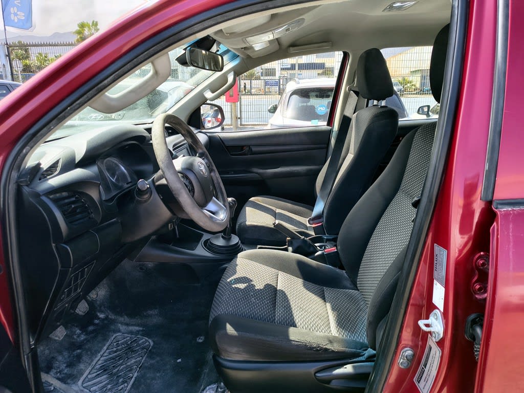 Toyota Hilux Tss 2.4 Diesel 4x2 T/m año 2022