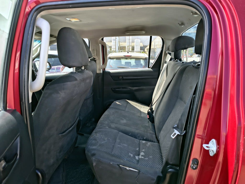 Toyota Hilux Tss 2.4 Diesel 4x2 T/m año 2023