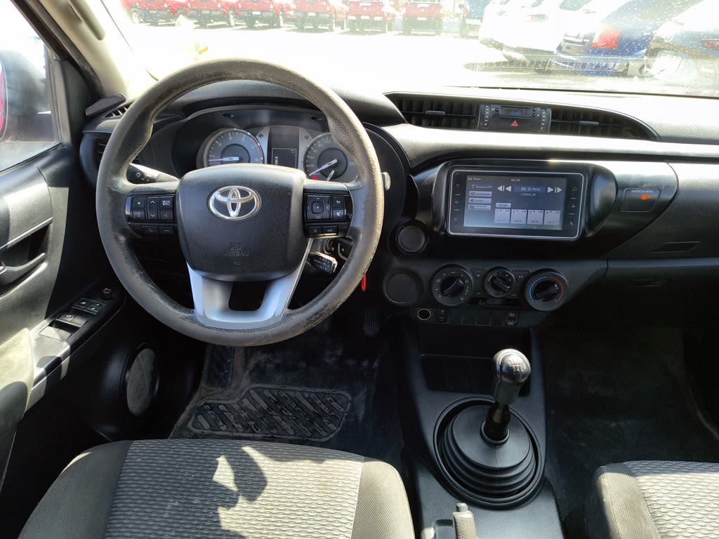 Toyota Hilux Tss 2.4 Diesel 4x2 T/m año 2022