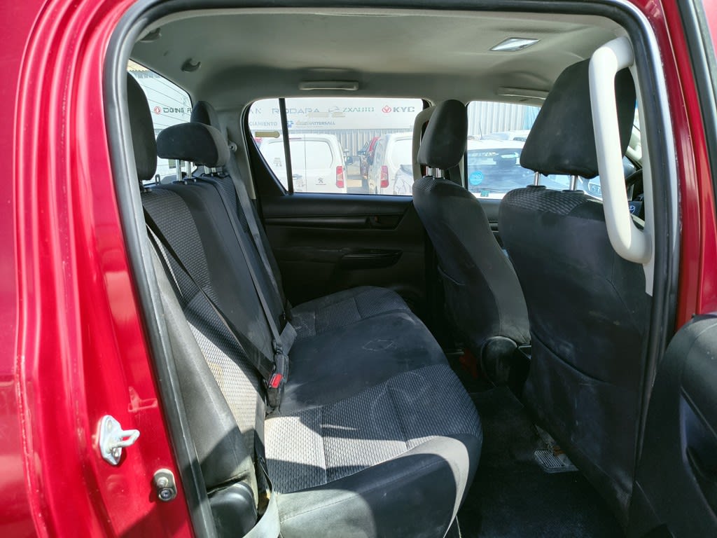 Toyota Hilux Tss 2.4 Diesel 4x2 T/m año 2022