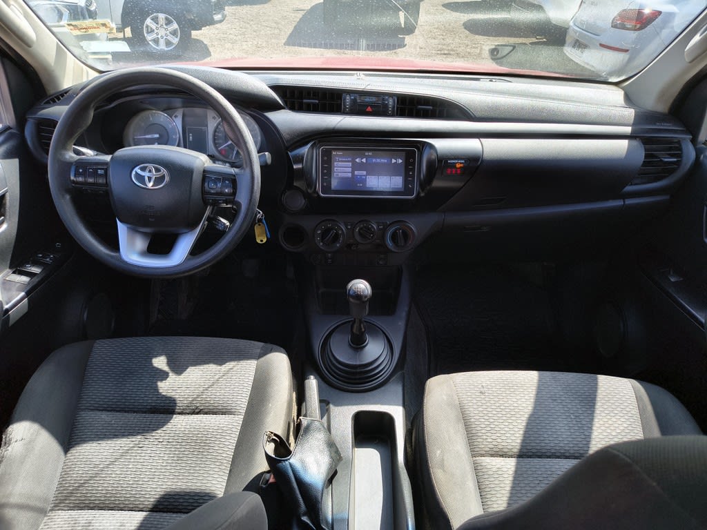 Toyota Hilux Tss 2.4 Diesel 4x2 T/m año 2022