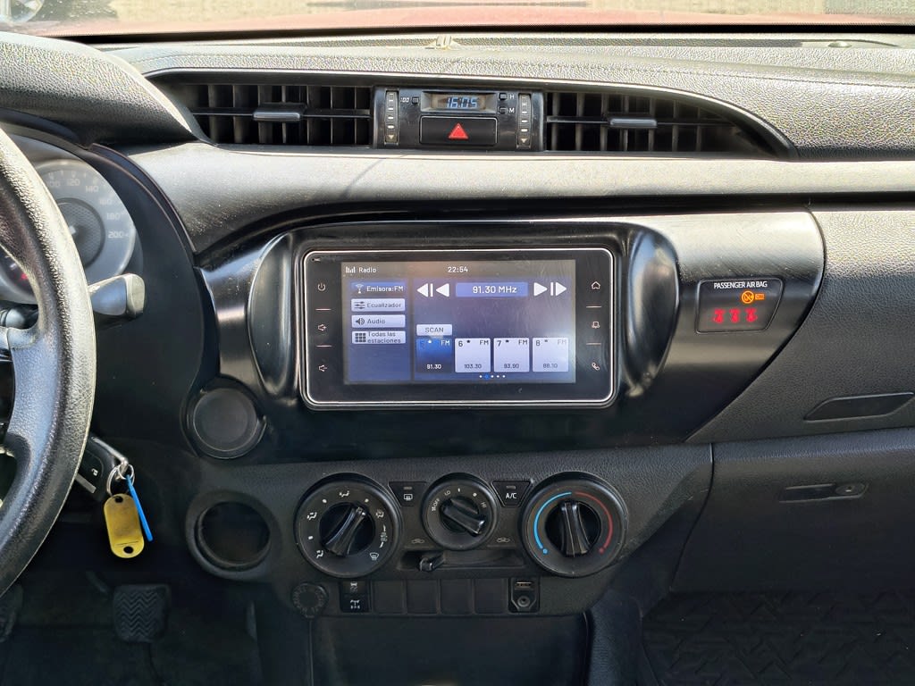 Toyota Hilux Tss 2.4 Diesel 4x2 T/m año 2022