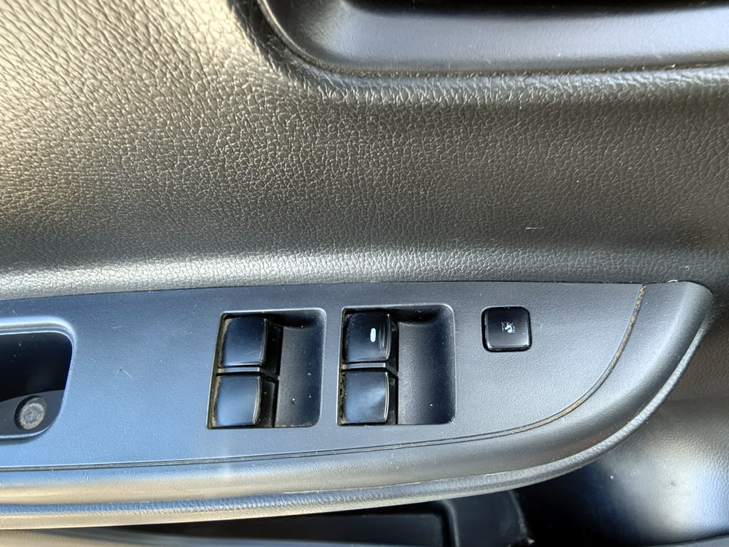 Mitsubishi L200 Katana 2.4 Diesel 4x2 T/m año 2022
