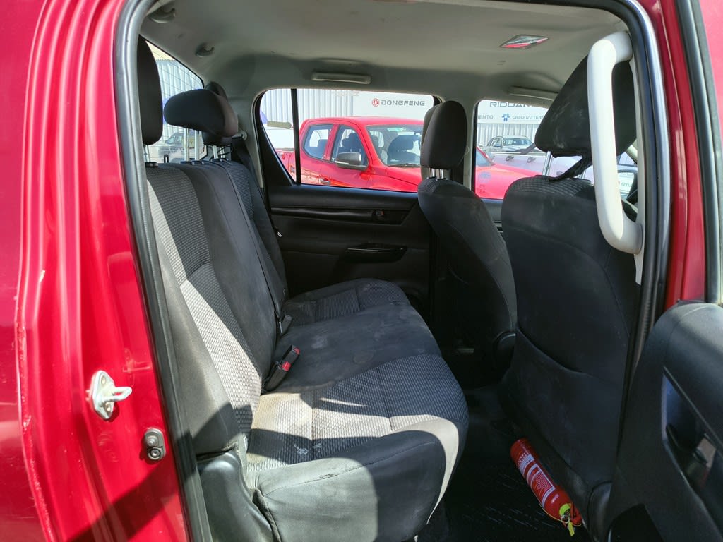 Toyota Hilux Tss 2.4 Diesel 4x2 T/m año 2022
