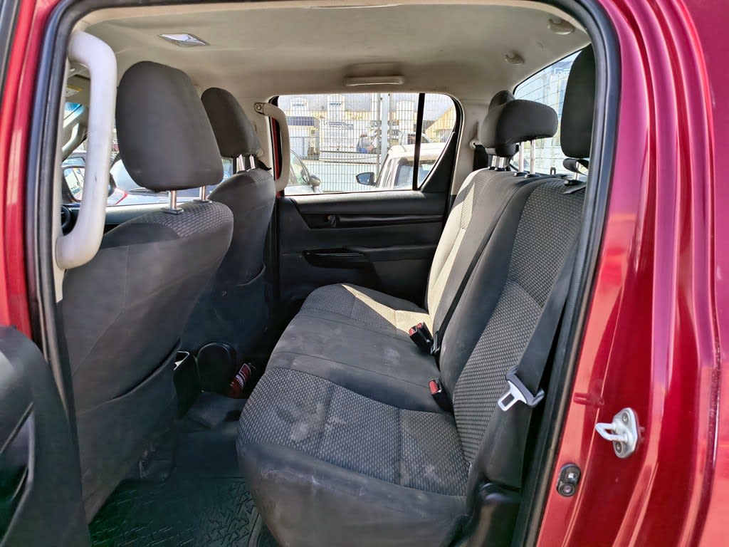 Toyota Hilux Tss 2.4 Diesel 4x2 T/m año 2022