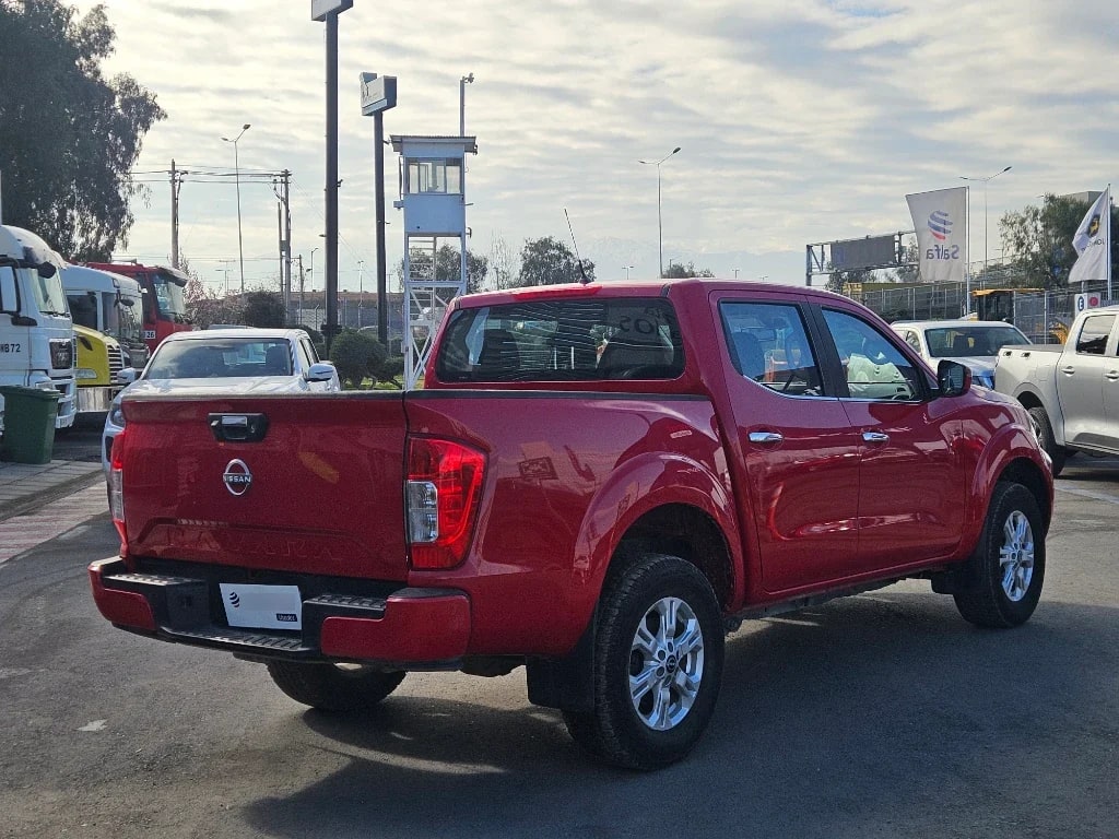 Nissan Navara Dc 4x2 2.3tdi Xe año 2023