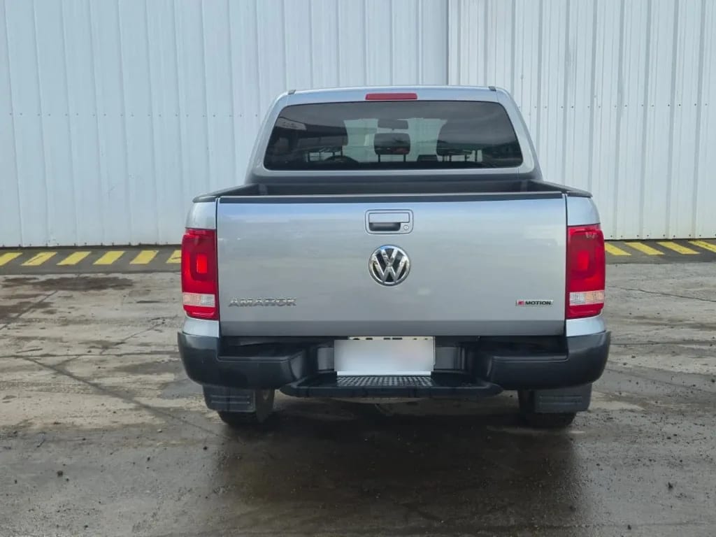 Volkswagen Amarok Dcab Tdi 4x4 Trendline 2.0 año 2023