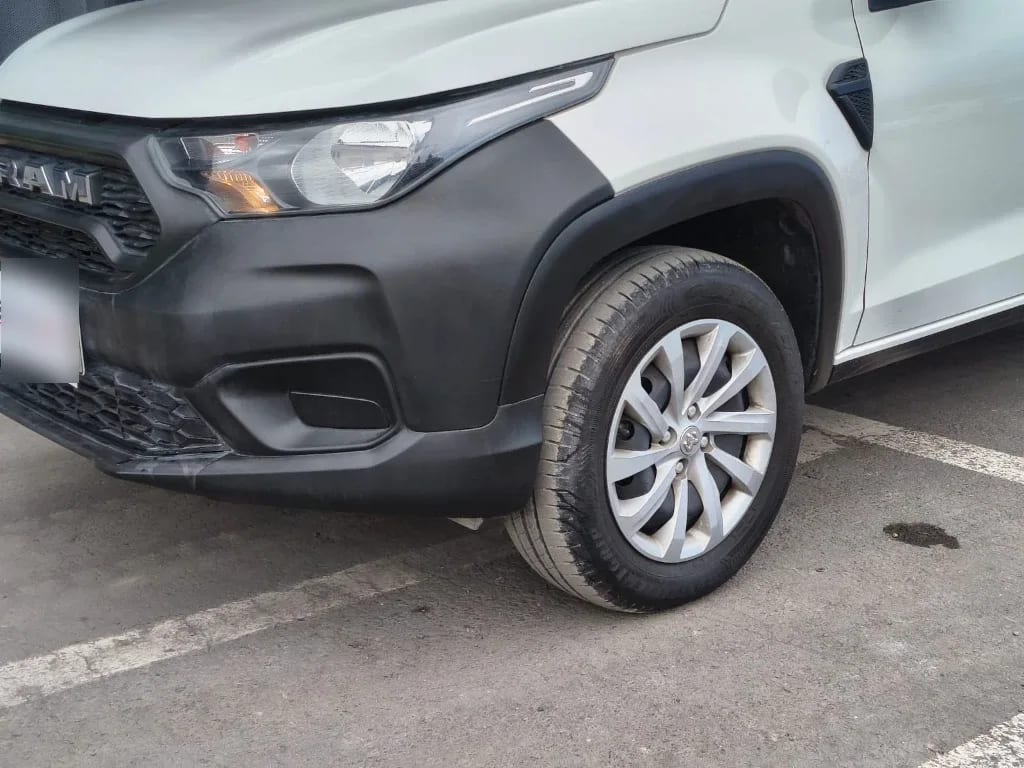 Ram 700 Slt Cd 1.4l año 2023