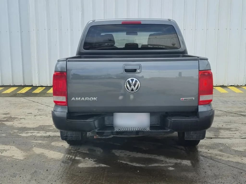Volkswagen Amarok Dcab Tdi 4x4 Trendline 2.0 año 2023
