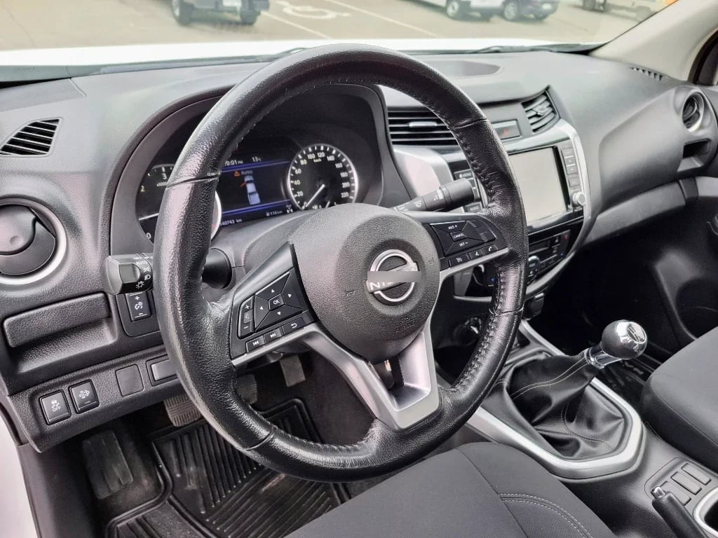 Nissan Navara Navara Dc 4x4 2.3tdi Xe año 2023