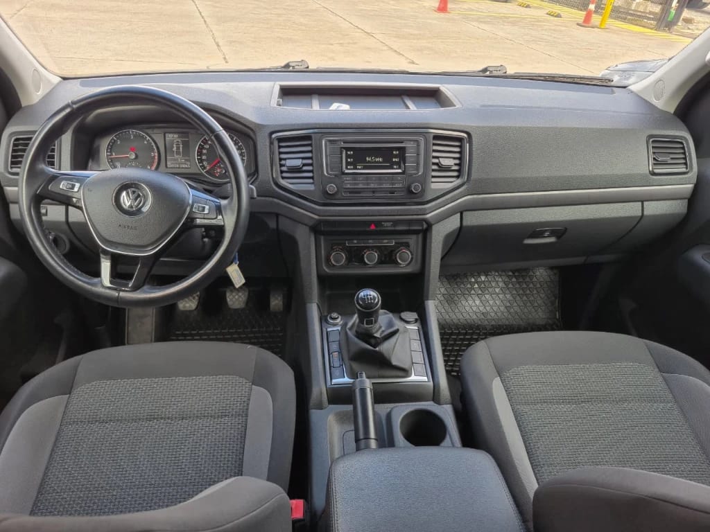 Volkswagen Amarok Dcab Tdi 4x4 Trendline 2.0 año 2023