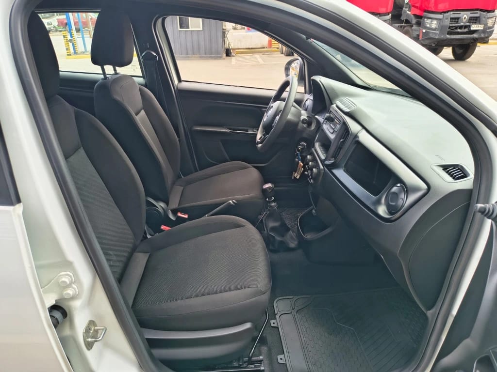 Ram 700 Slt Cd 1.4l año 2023