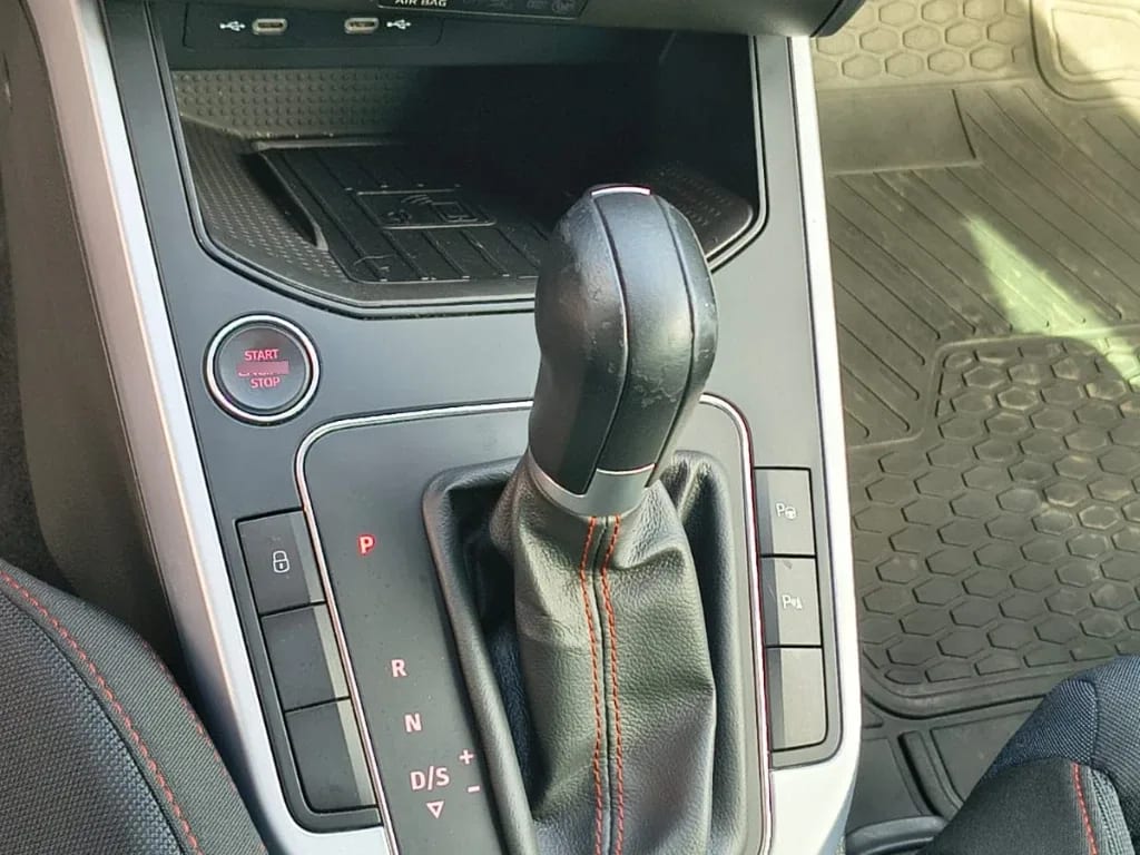 Seat Arona Fr 1.6 At año 2023