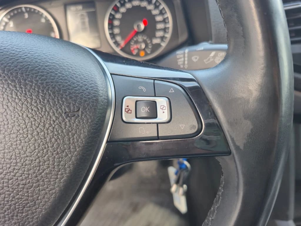 Volkswagen Amarok Dcab Tdi 4x4 Trendline 2.0 año 2023