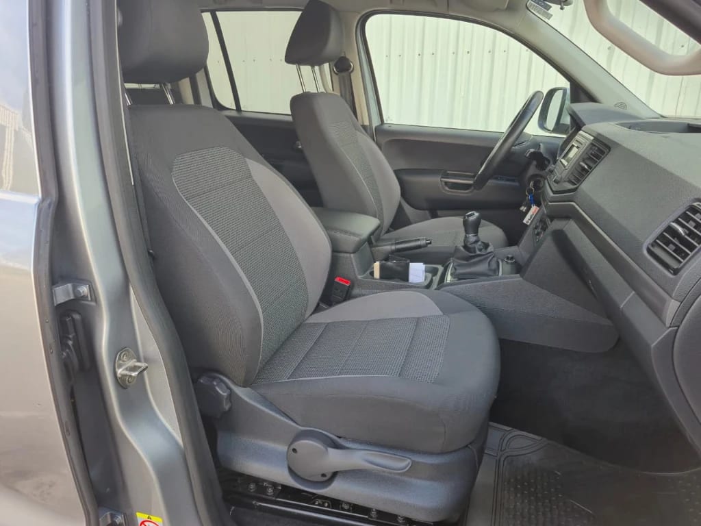 Volkswagen Amarok Dcab Tdi 4x4 Trendline 2.0 año 2023