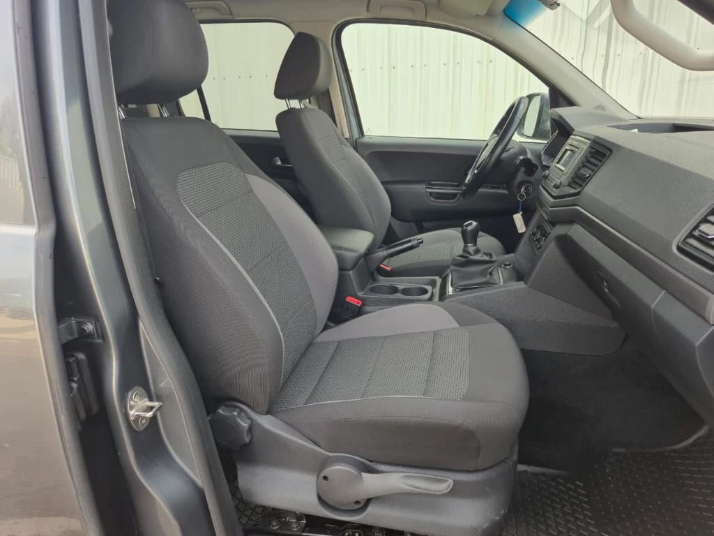 Volkswagen Amarok Dcab Tdi 4x4 Trendline 2.0 año 2023