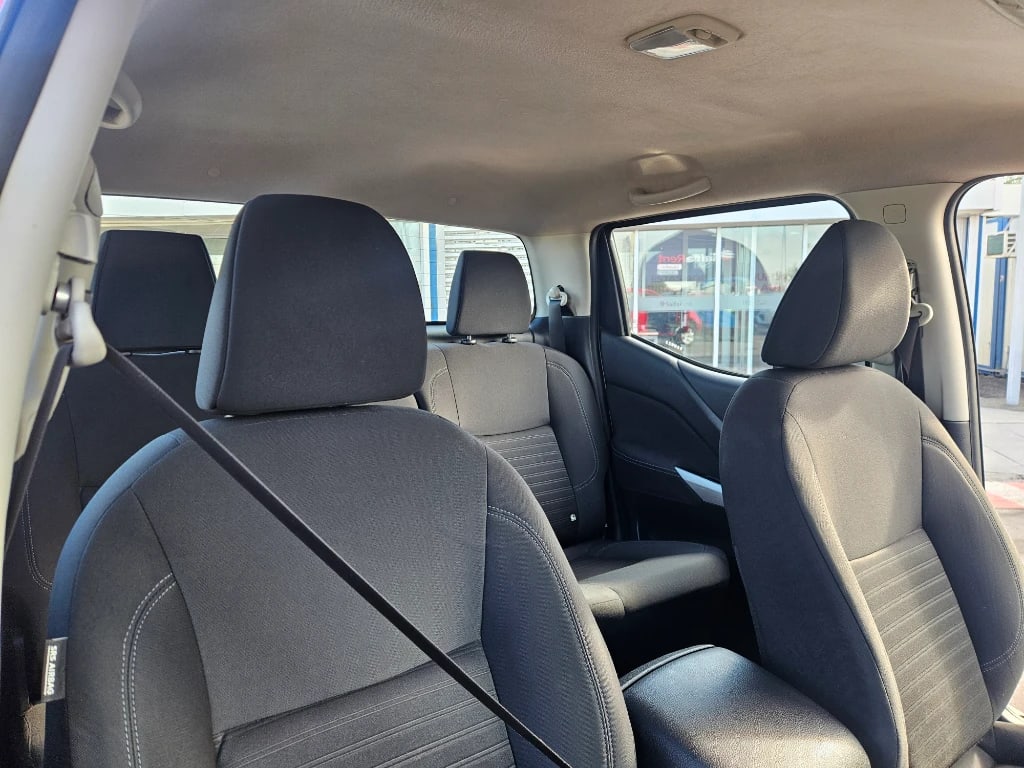 Nissan Navara Dc 4x2 2.3tdi Xe año 2023