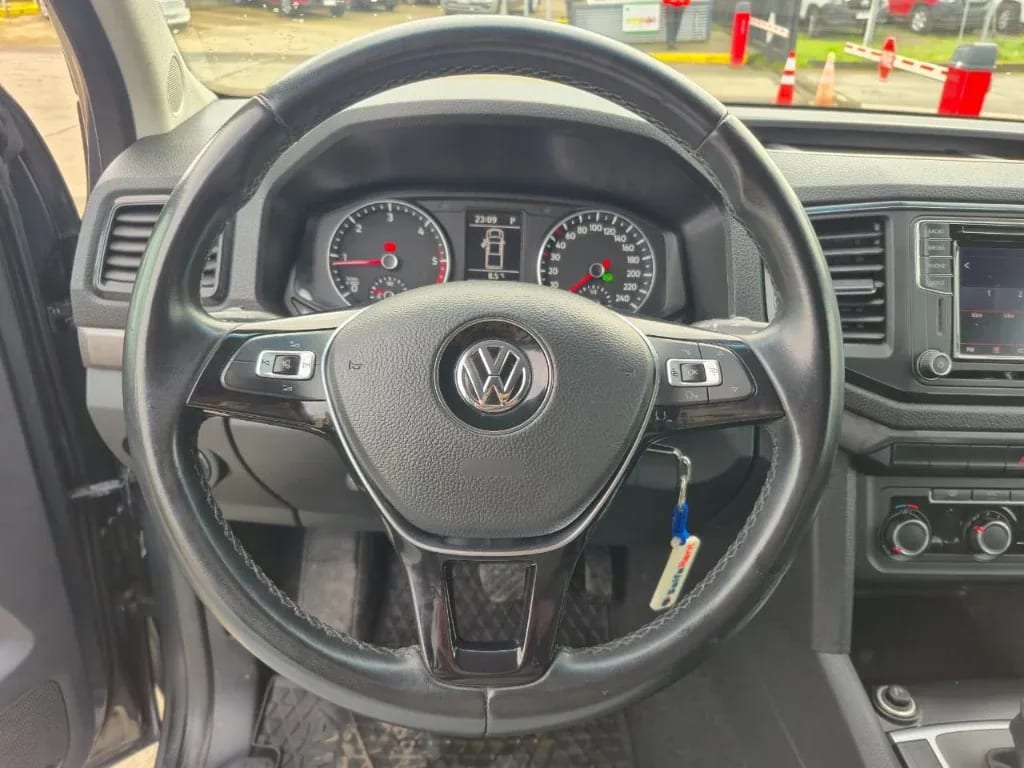 Volkswagen Amarok Confortline At 4x4 Tdi 2.0 año 2023
