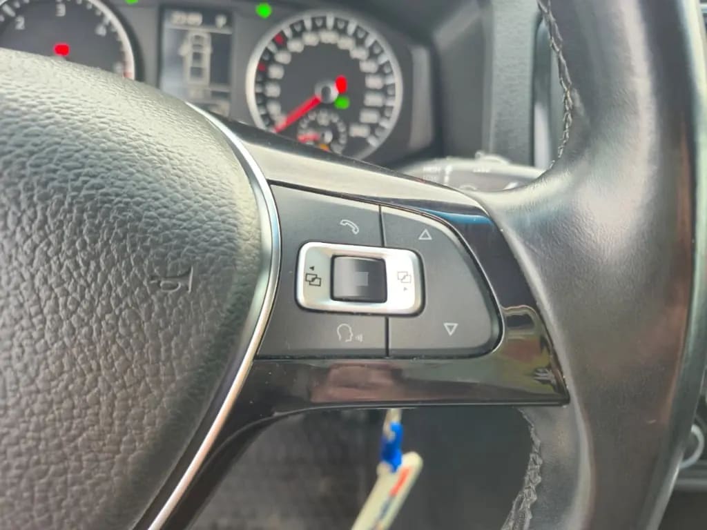 Volkswagen Amarok Confortline At 4x4 Tdi 2.0 año 2023