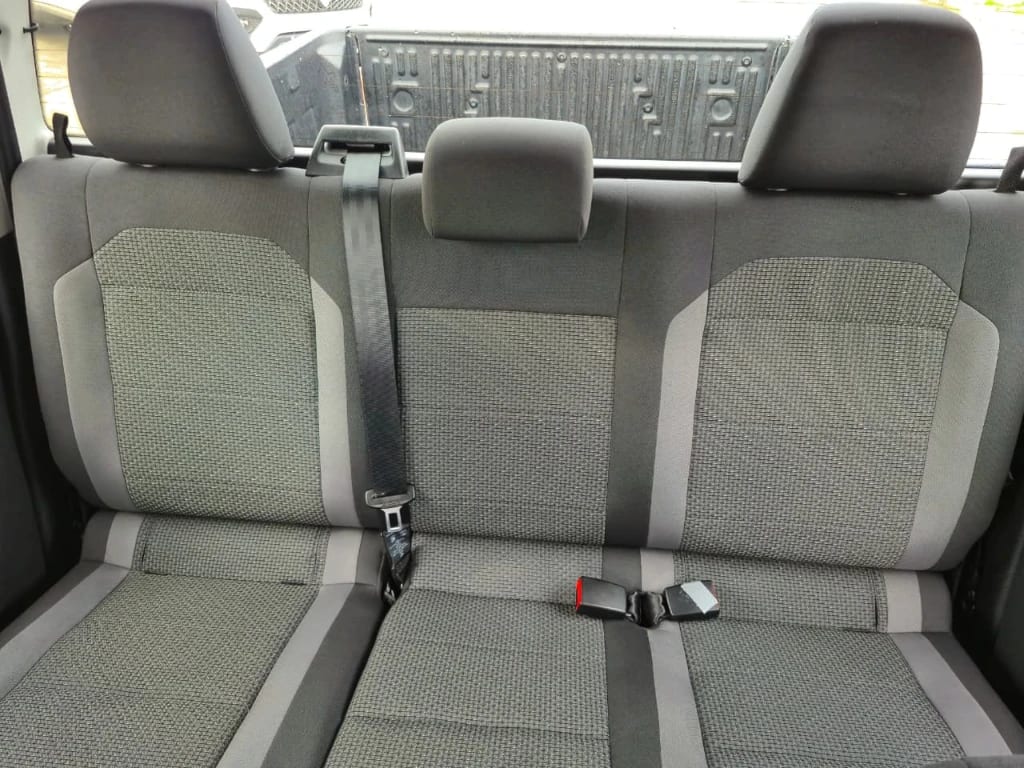 Volkswagen Amarok Confortline At 4x4 Tdi 2.0 año 2023
