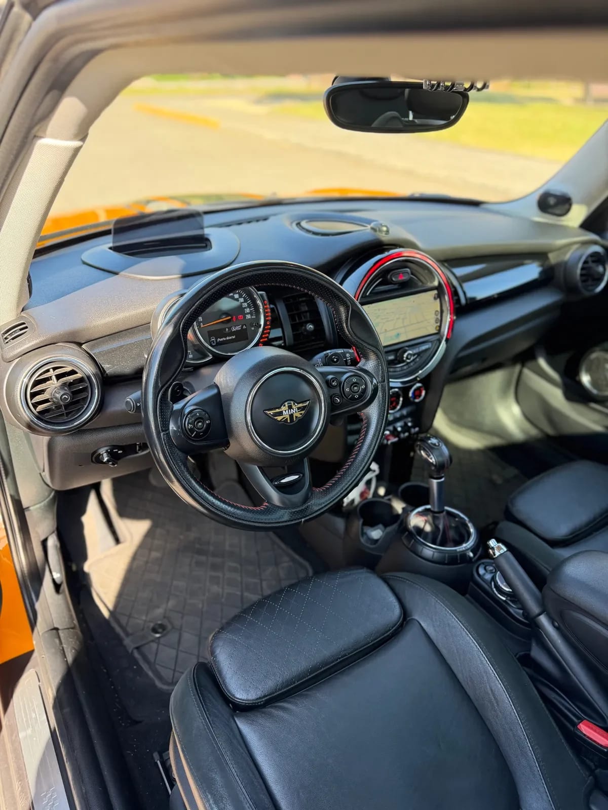 MINI F56 2.0 Cooper S Wired Ta At año 2015