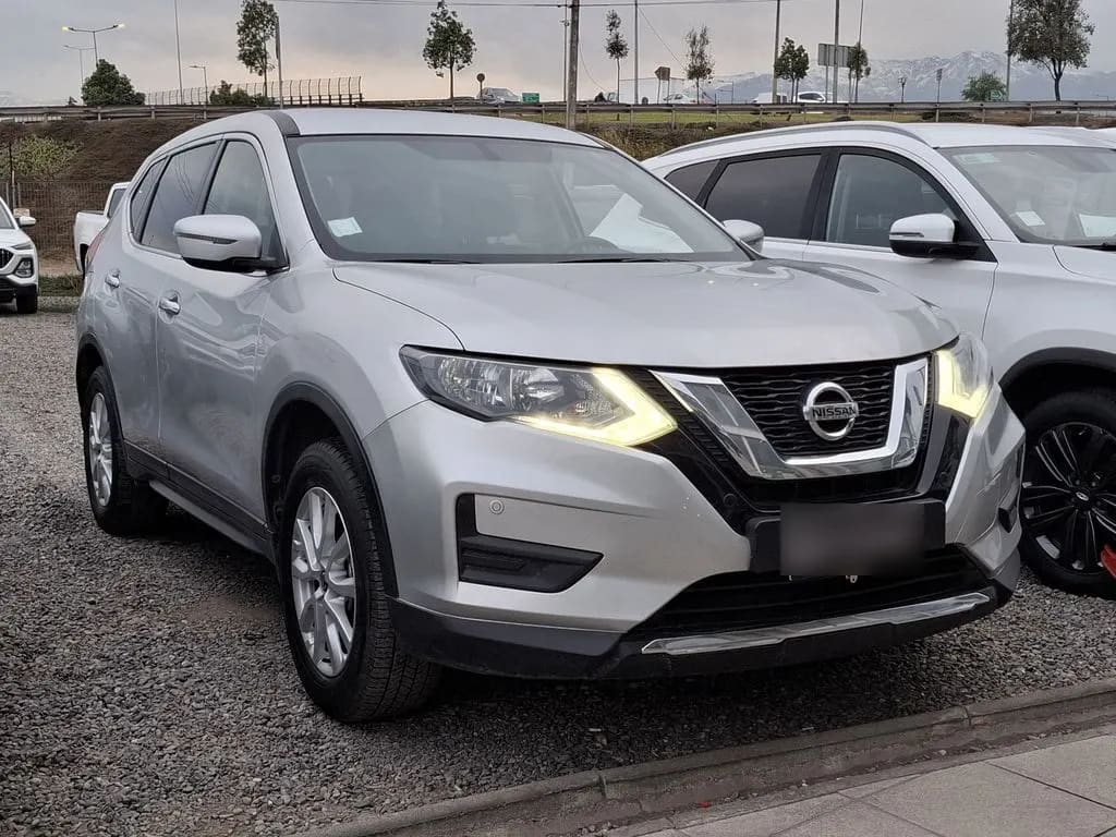 Nissan X-Trail 2.5 Sense 4x2 Cvt At 5p año 2023