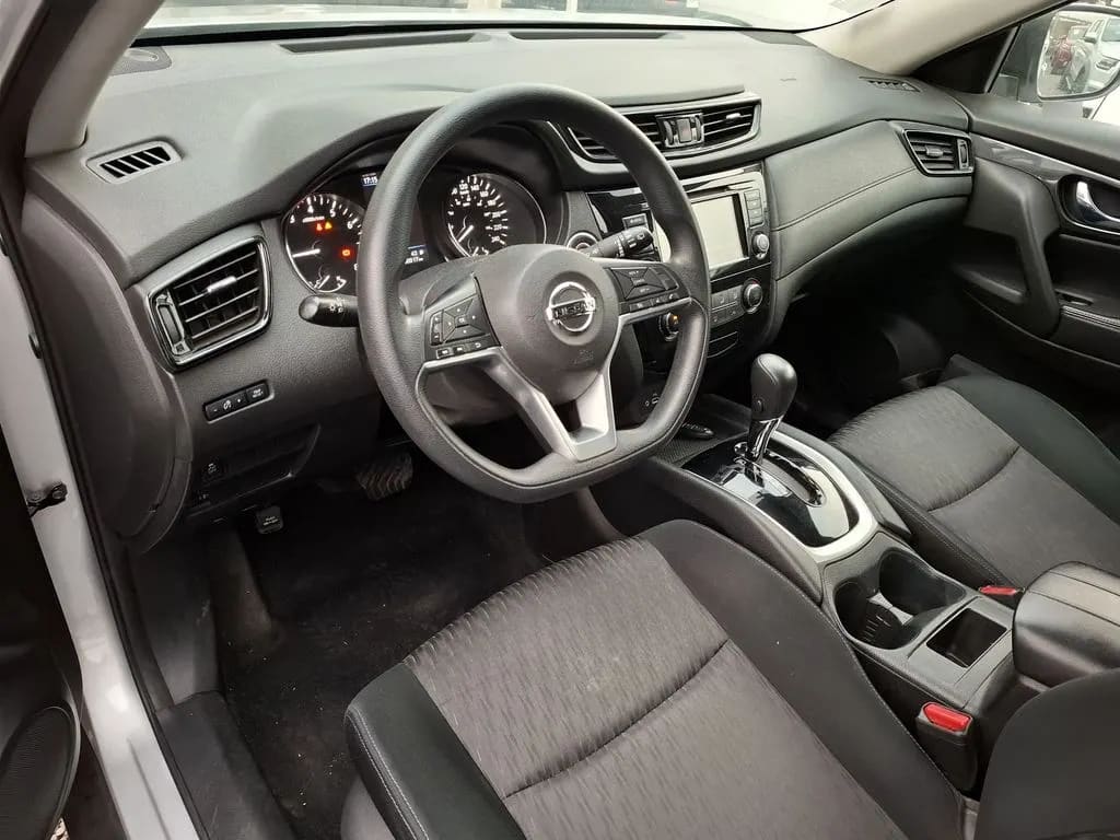 Nissan X-Trail 2.5 Sense 4x2 Cvt At 5p año 2023