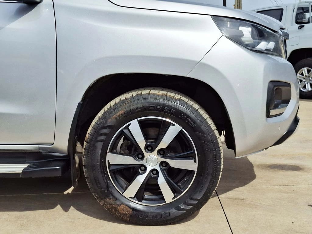 Peugeot Landtrek 1.9 Action4 Hdi Diesel 4x4 150 Hp Mt 4p año 2022