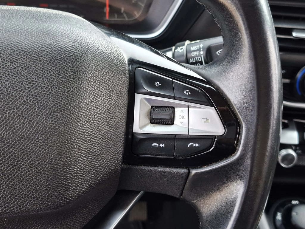 Peugeot Landtrek 1.9 Action4 Hdi Diesel 4x4 150 Hp Mt 4p año 2022