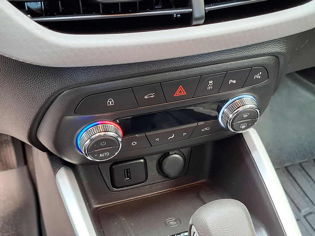Chevrolet Onix 1.0 Ltz Mt año 2025