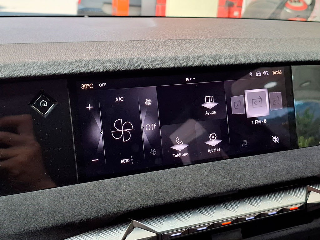 DS Automobiles 4 1.5 Cross Trocadero Bluehdi año 2024
